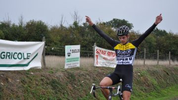 Cyclo-cross de Biern (53) : Renault, Mottier et Valomet