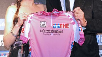 Tour d'Italie. Prsentation officielle des maillots