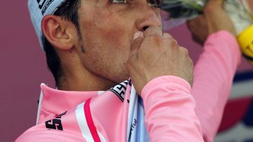 Giro : le grand numro de Contador / Le Mvel encore plac