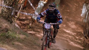 Coupe de Bretagne Descente VTT  Saint-Gouno (22) : Malo Stephan s'impose