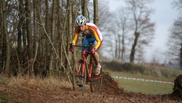 Miguel Fillaut s'impose au sprint  Goven (35)