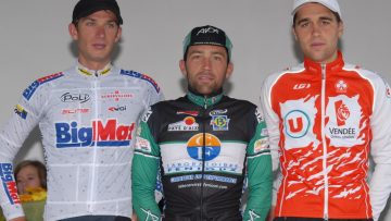 Circuit des 2 Provinces au Pertre : Brenterch devant Thir