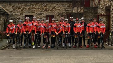 Les juniors du VC Pays de Loudac en stage 