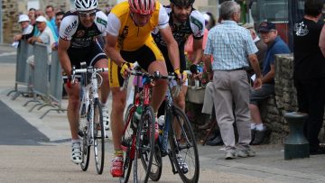 Pass’cyclisme  Plougonven (29) : Victoire de David Morin