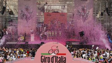 Tour d'Italie : Victoire finale de l'Italien Ivan Basso 