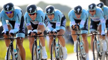 Chavanel et son quipe en arc-en-ciel