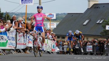 Maxime Cam, le menhir de Plounour-Trez