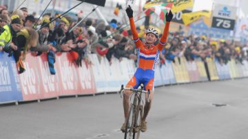 Mondial cyclo-cross Juniors  Coxyde : Van Der Poel s'impose / Jauregui 3e 