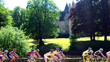 Trophe des Landes de Lanvaux  Trdion (56) : Les bouquets pour Le Foll et Cam 