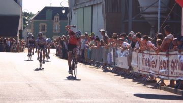 Trophe des Landes de Lanvaux  Trdion (56) : Les bouquets pour Le Foll et Cam 